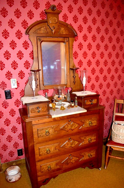 Property photo 116 - Major Antique Auction - Multi-Generational Collection
